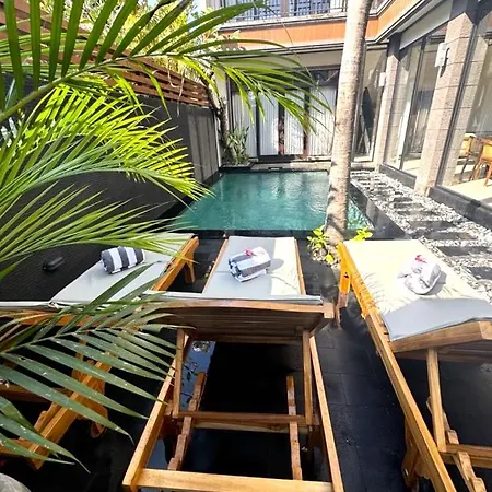 Villa Cucu - Legian - 3 Bedroom