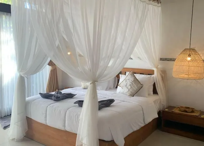 Cucu - - 3 Bedroom レギャン